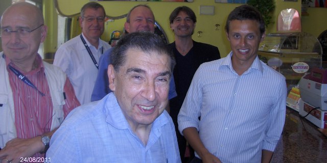 The group in good shape.<BR>
 In front: Francesco Cangialosi, Former president AIMAN.