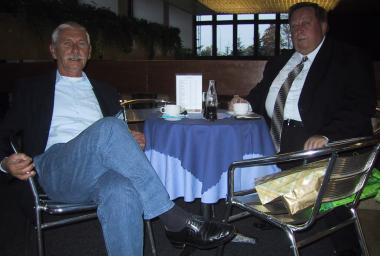 A nice talk in the hotel lobby with<BR>
Dr. József Csiba (right) and Davor Kristovic (left)