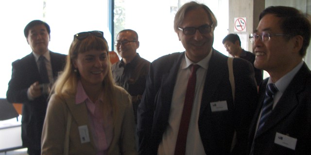 Antonella and Andrea Maciga (IT) together with Li Baowen (CN).